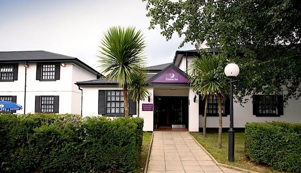 Premier Inn Cobham Cobham  Exteriér fotografie